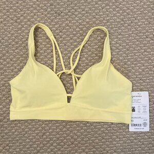 NWT Athleta Solace keyhole sports bra A-C in citron, sz. M
